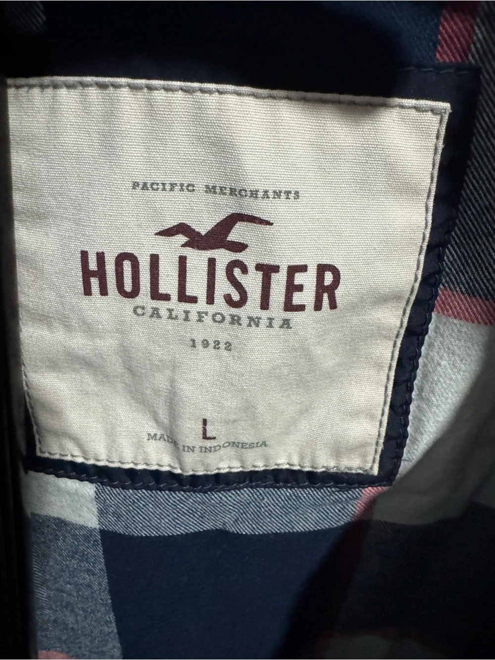 Hollister Navy Quilted Puffer Jacket with Plaid Lining